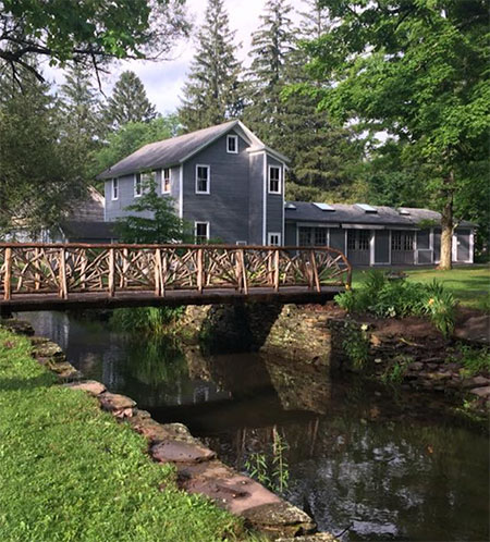 best-hudson-valley-towns-fall-getaways-upstate-ny-15