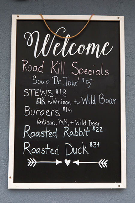 napanoch-running-deer-inn-wild-game-burgers-comfort-food-03
