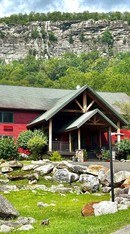 Hudson-Valley-Summer-Getaways-Where-to-Stay-And-Nearby-Fun-Image23