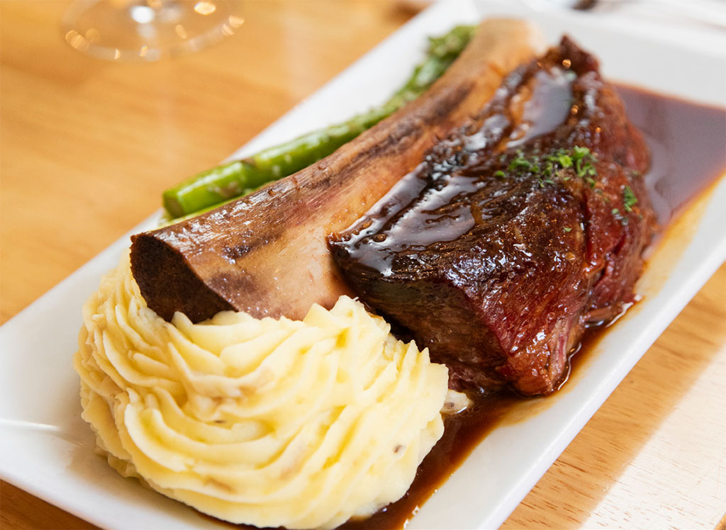 garvans-gastropub-new-paltz-ny-chef-kevin-guinness-lamb-stew-07